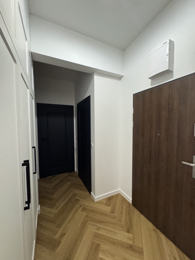 Wykończony korytarz w mieszkaniu szczecin